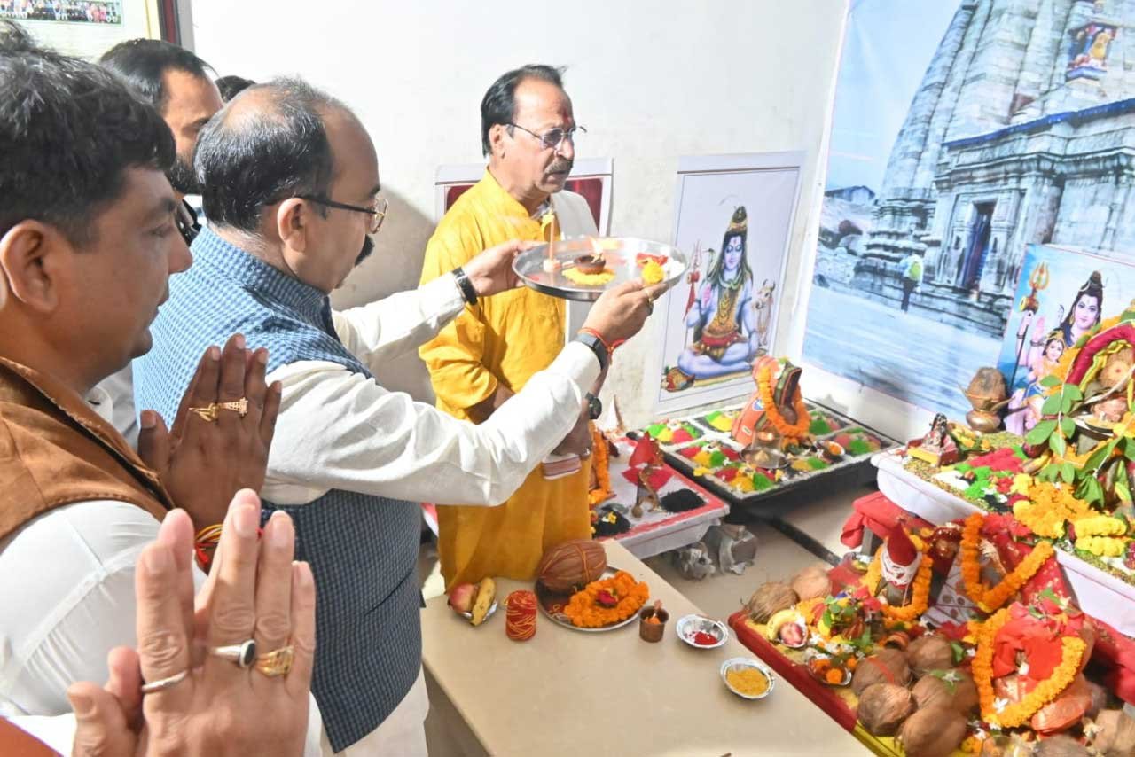  उप मुख्यमंत्री अरुण साव महारुद्राभिषेक में हुए शामिल