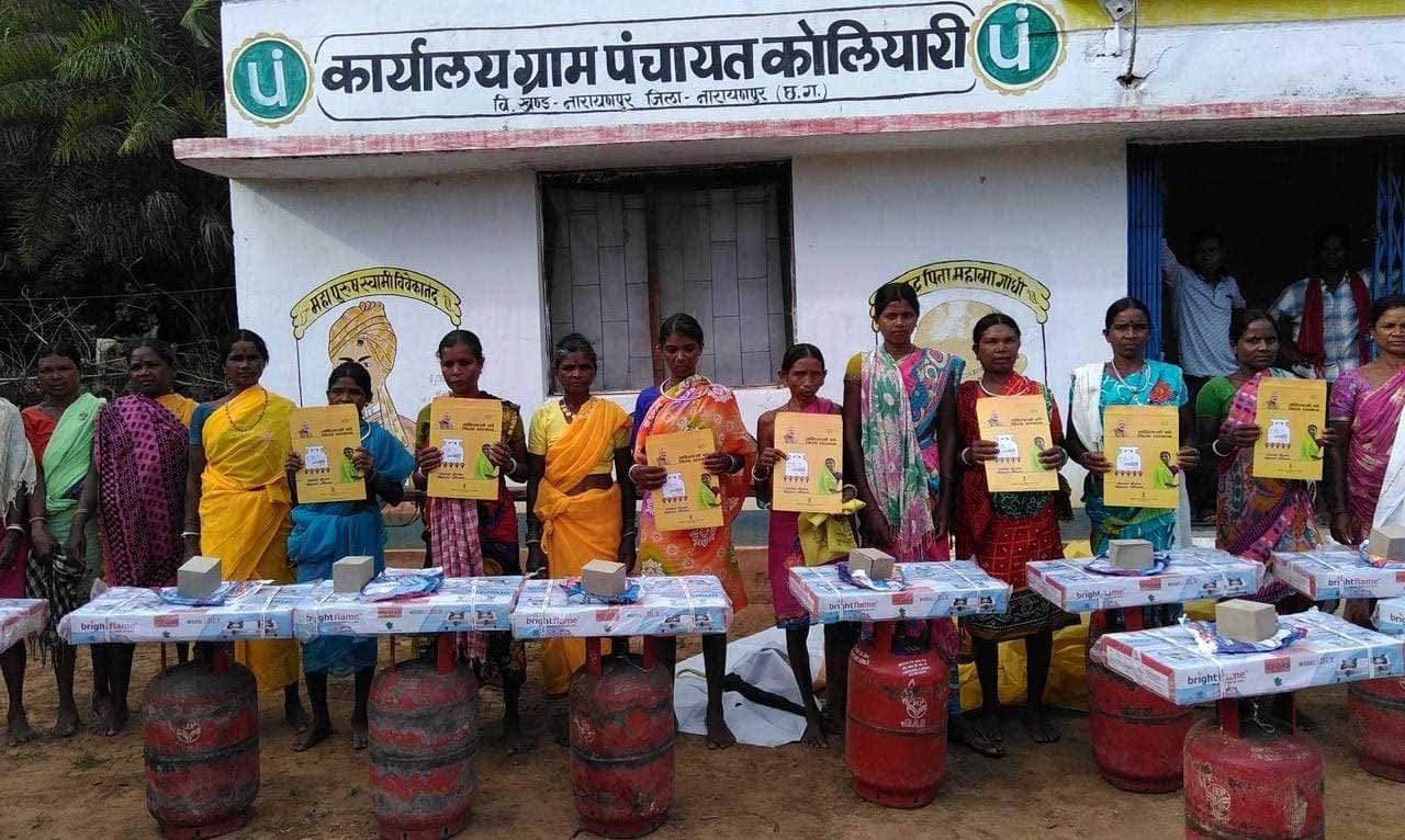  धुएँ से मुक्ति, स्वच्छ रसोई का उपहार—विष्णु भैया संग सशक्त नारी, खुशहाल परिवार