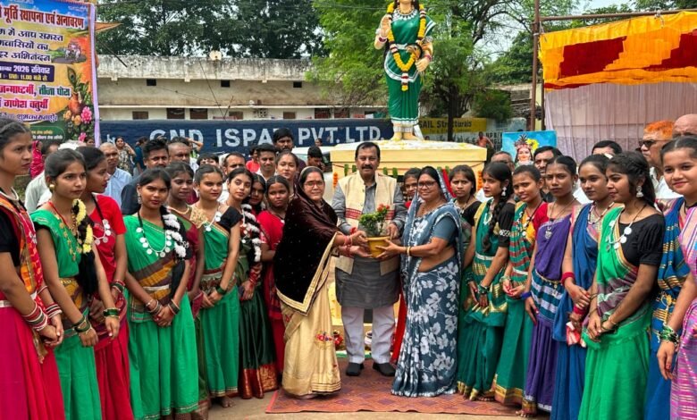 हथखोज में छत्तीसगढ़ महतारी की प्रतिमा का स्थापना एवं अनावरण