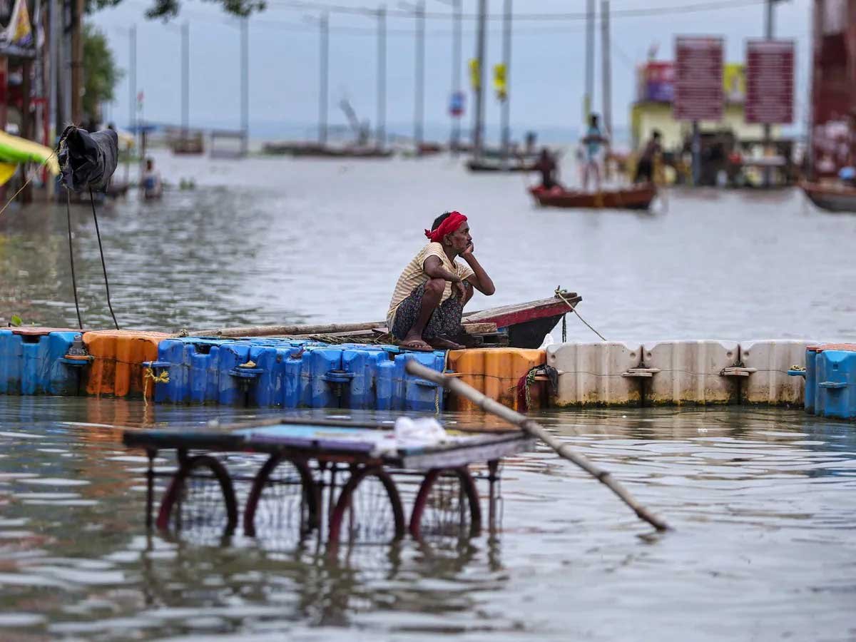 प्रयागराज में फिर बढ़ा बाढ़ का खतरा, टोंस के उफान से गंगा-यमुना भी चढ़ने लगीं