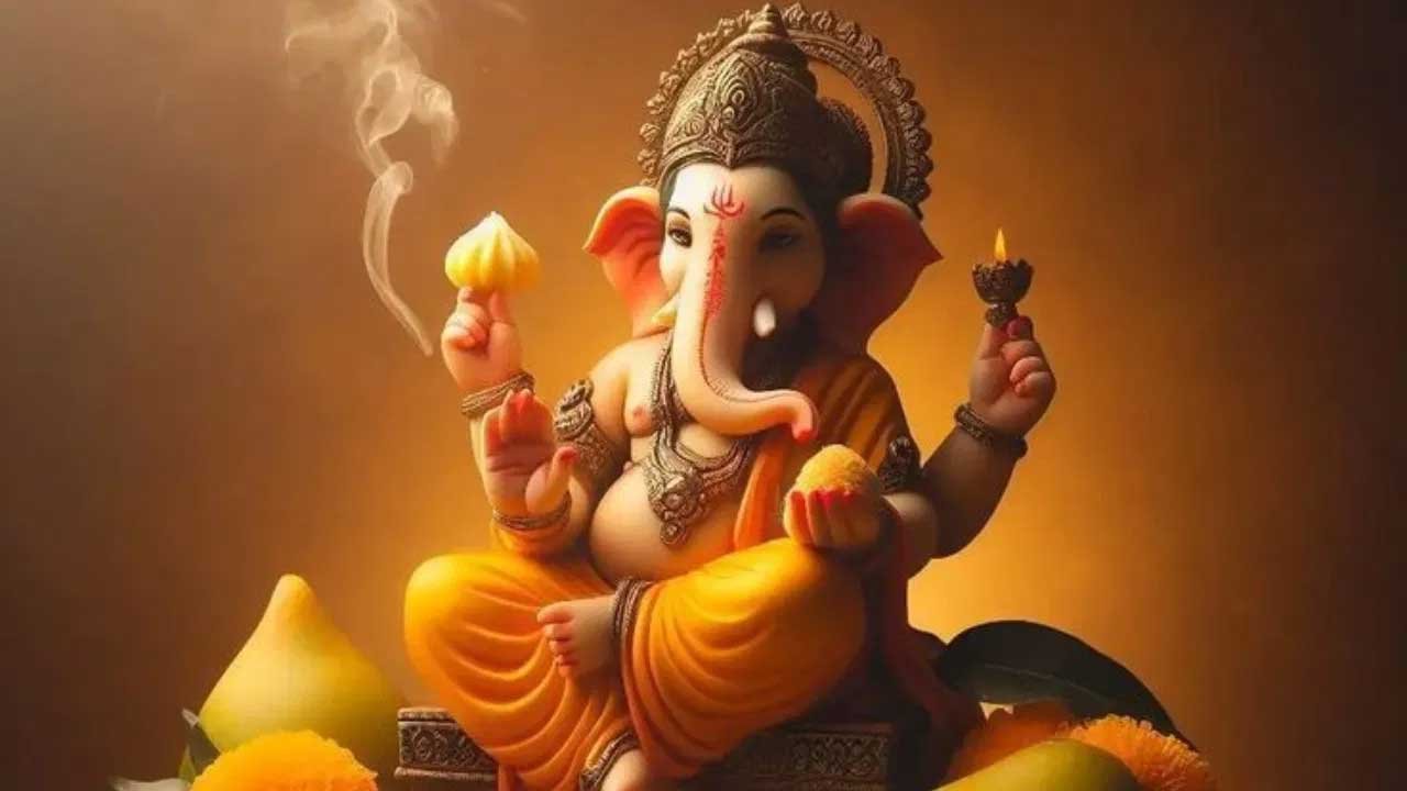 Ganpati Visarjan: नदी-तालाब जाना मुश्किल? फ्लैट में ऐसे करें गणपति बप्पा का विसर्जन