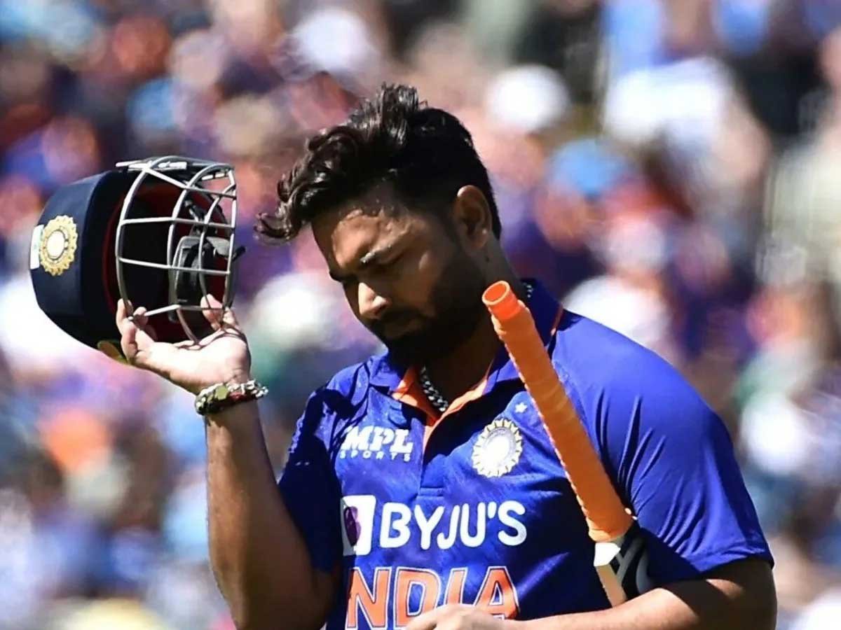 ODI टीम से पंत का नाम गायब, केएल राहुल के साथ जुरेल बने विकेटकीपिंग विकल्प