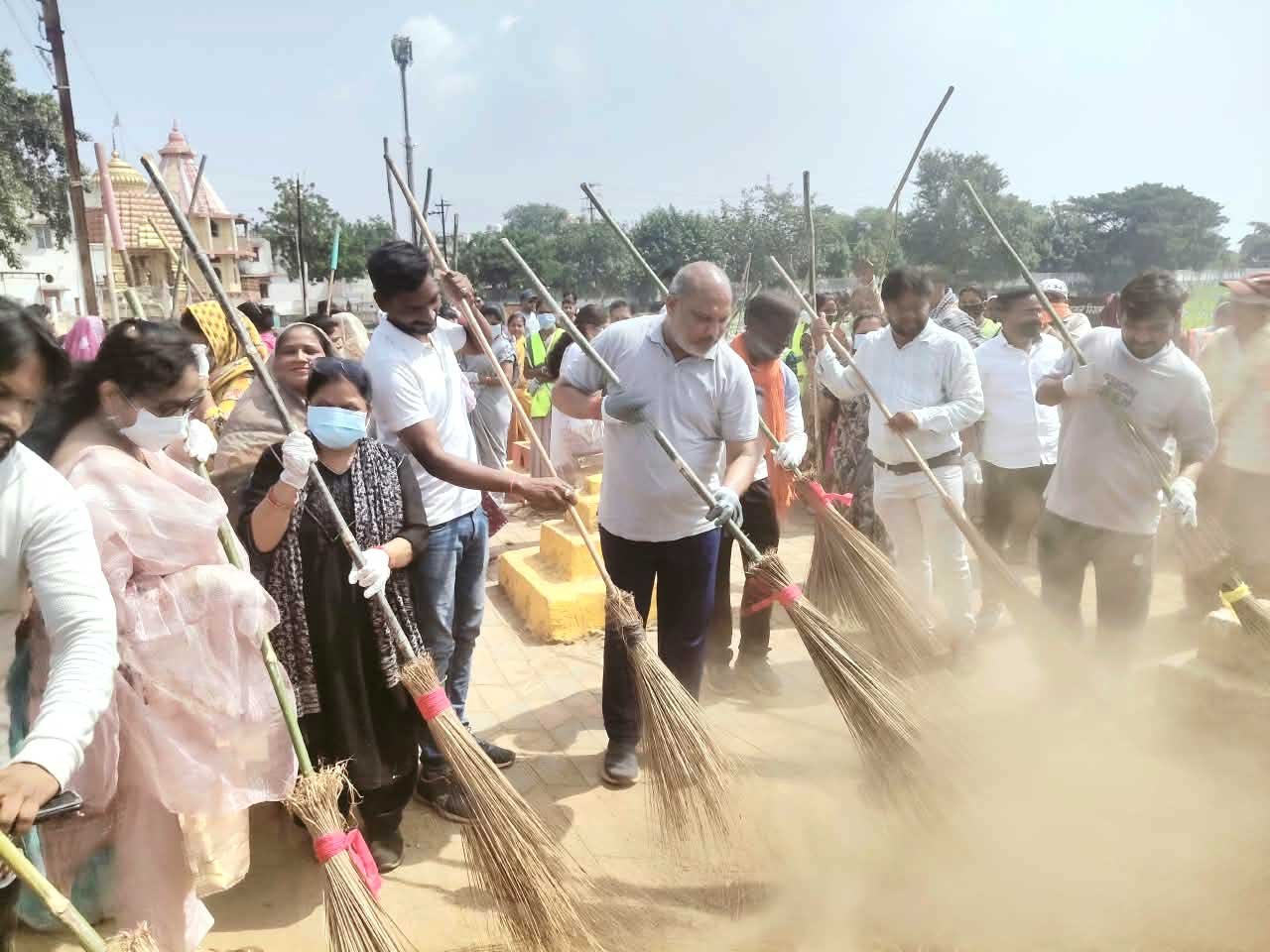 सेवा संकल्प अभियान : त्वरित जनसेवा से श्रमदान और पोषण जागरूकता तक, सेवा संकल्प अभियान अंतर्गत दुर्ग में दिखी जनभागीदारी