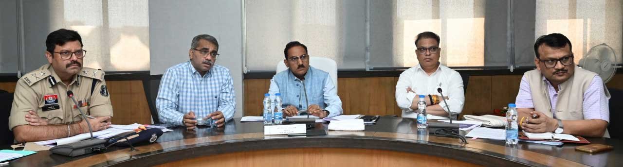 राष्ट्रीय अनुसूचित जाति आयोग ने की लंबित प्रकरणों की समीक्षा