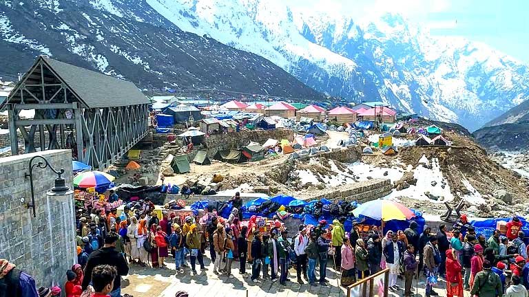 16 नवंबर को बंद होंगे बद्रीनाथ के कपाट: मुख्य यात्रा के समापन के बाद मुखबा, खरसाली और उखीमठ में शुरू होगी शीतकालीन यात्रा