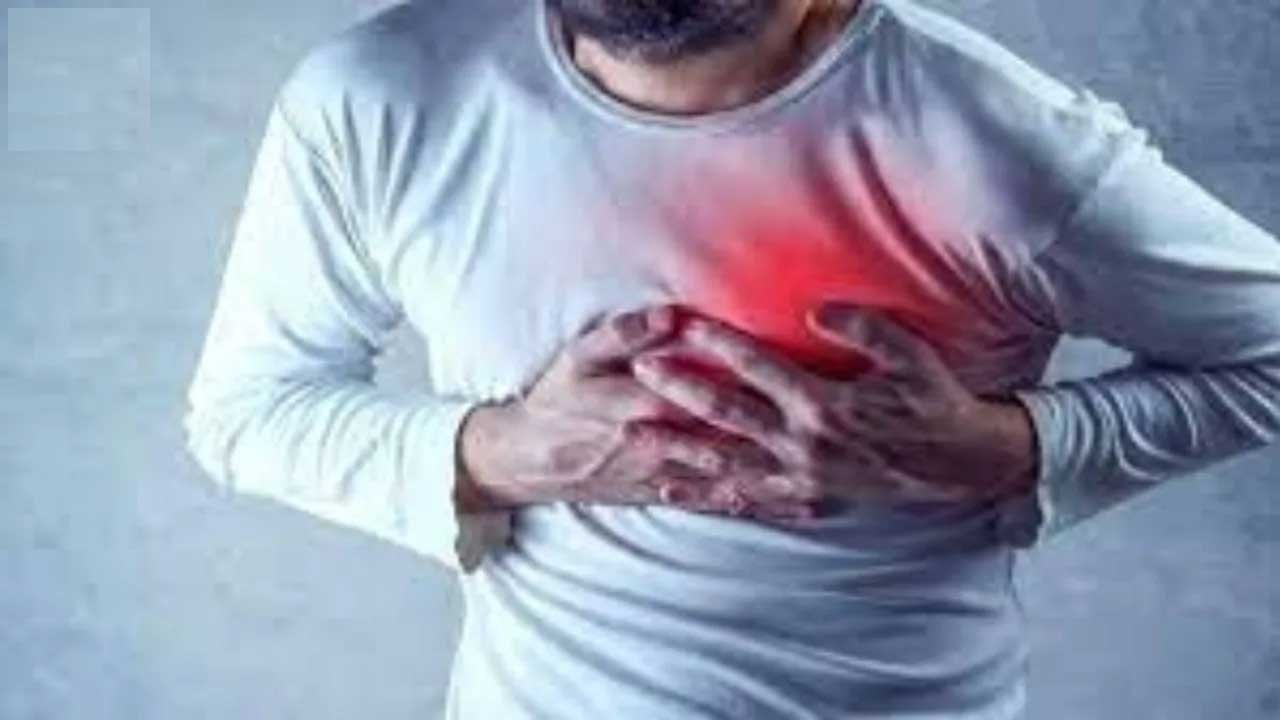 सीने में दर्द नहीं फिर भी हो सकता है हार्ट अटैक का खतरा, जानिए साइलेंट हार्ट डिजीज के संकेत